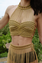 Abito lungo in macramé boho gold con frange – Festival & Beachwear handmade
