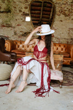 Abito lungo in macramé boho Bordeaux con frange – Festival & Beachwear handmade